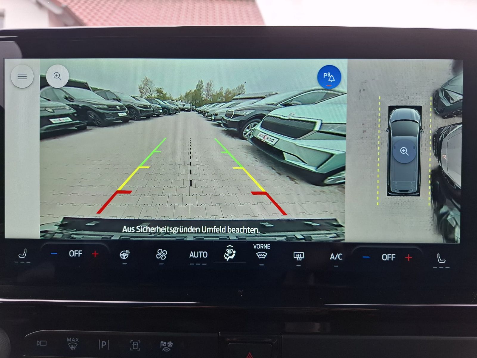Fahrzeugabbildung Ford Tourneo Custom L1 Titanium X MATRIX*STANDH.*AHK