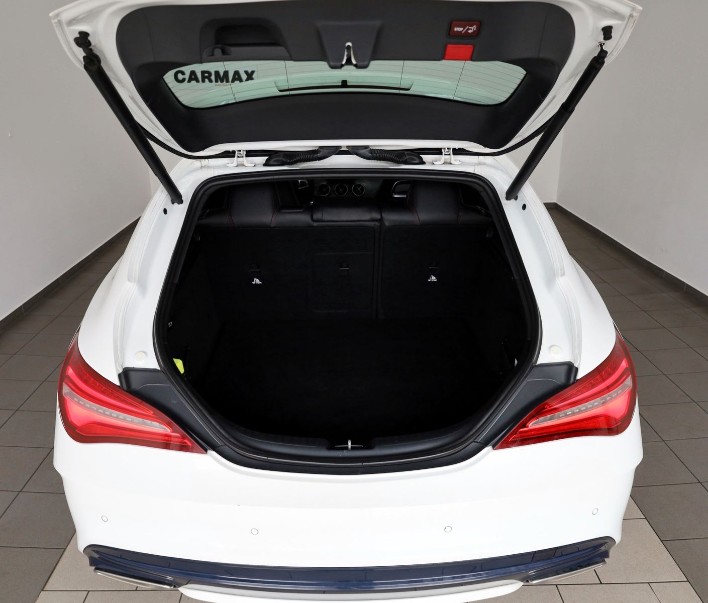 Fahrzeugabbildung Mercedes-Benz CLA 200 SB AMG Line TLeder,Navi,LED,SH,PDC,SR+WR