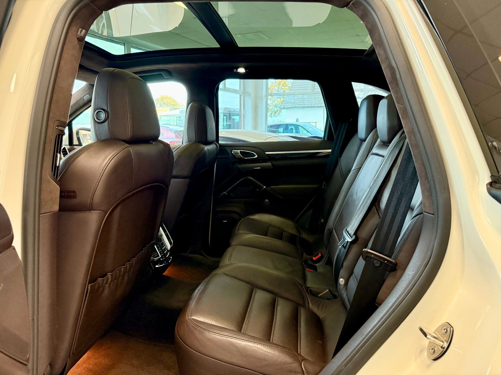 Fahrzeugabbildung Porsche Cayenne Turbo Luftfederung/ Panorama/AHK/21Zoll