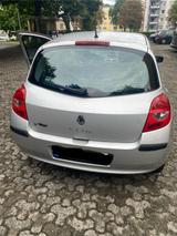 Renault clio 2007 1.2 75 Ps - Renault Clio aus 2007: 1.2