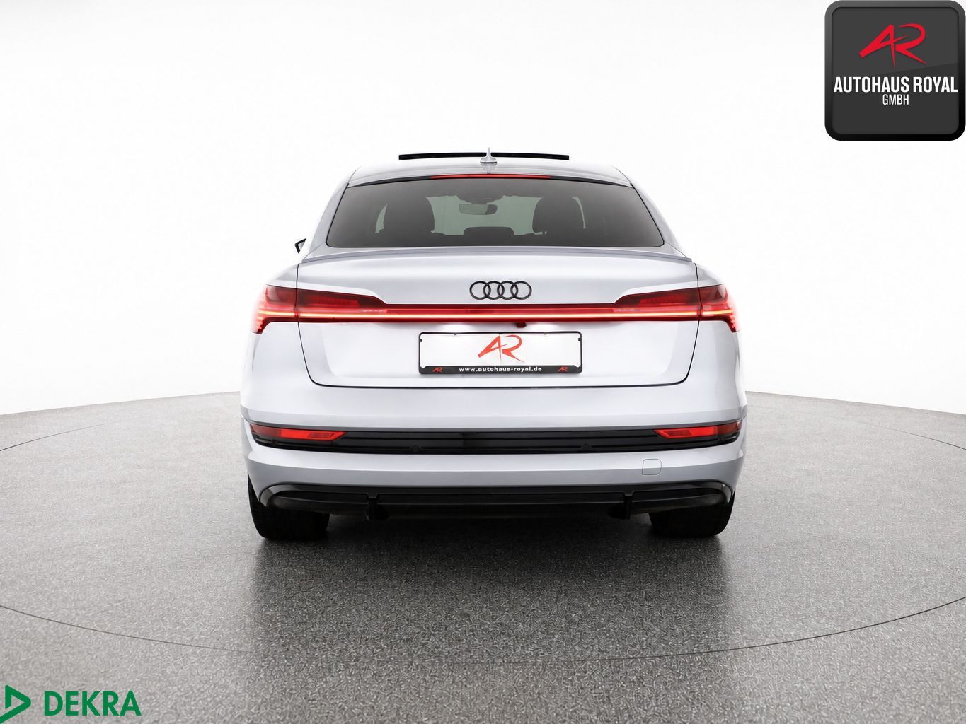 Audi e-tron Sportback 55 qu S LINE PANO LUFT KEYLESS foto 4