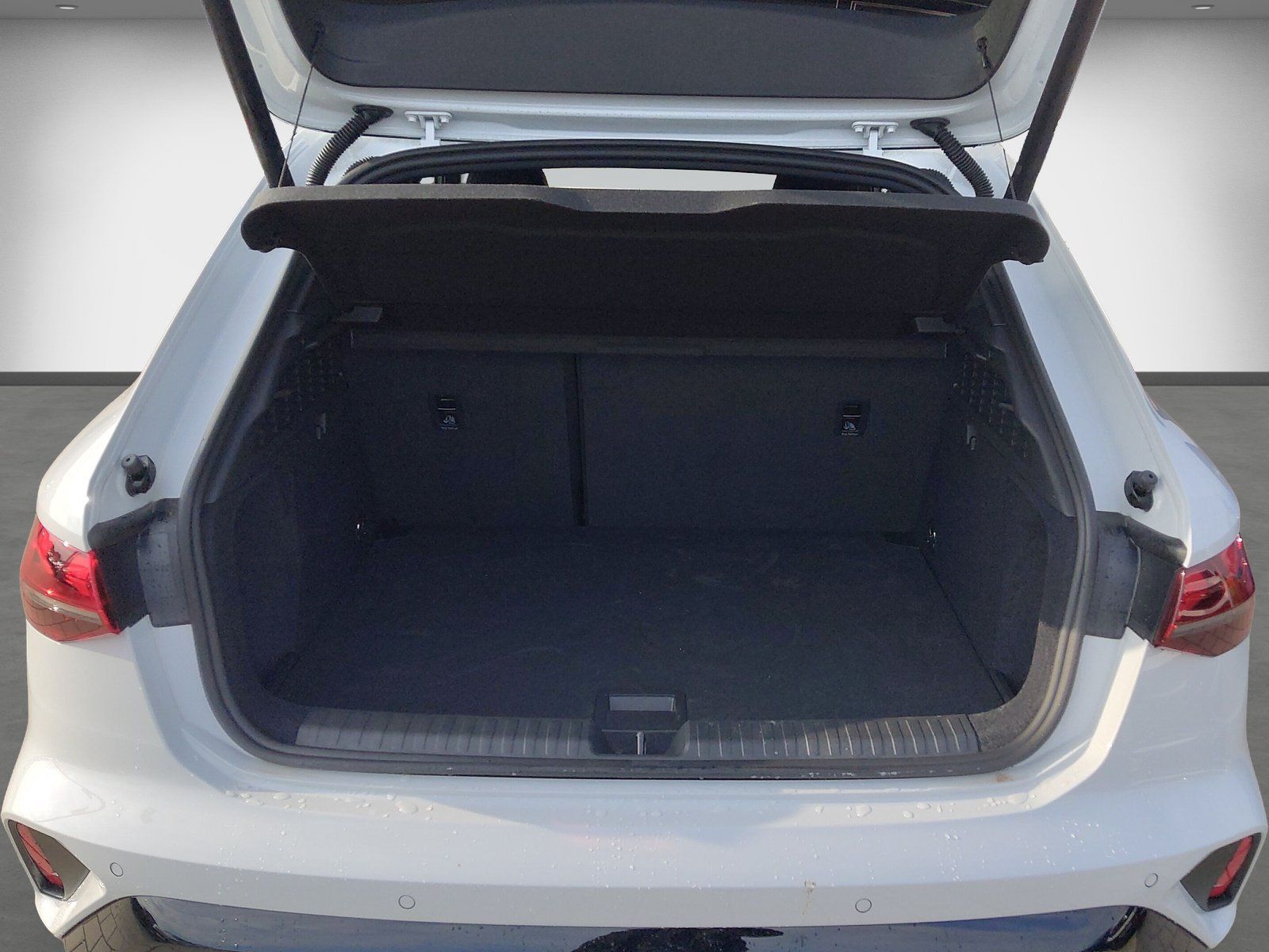 Audi A3 Sportback 45 TFSI e S line AHK HUD Matrix Son foto 14