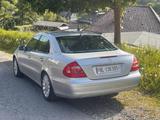 Mercedes-Benz Mercedes W211 E320 Elegance 1.Hand - Mercedes-Benz E 320: Elegance