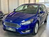Ford Focus 1,0 EcoBoos,Lim. Titanium,PDC,LED,VOLL,TOP - Ford Focus Gebrauchtwagen in Hamburg