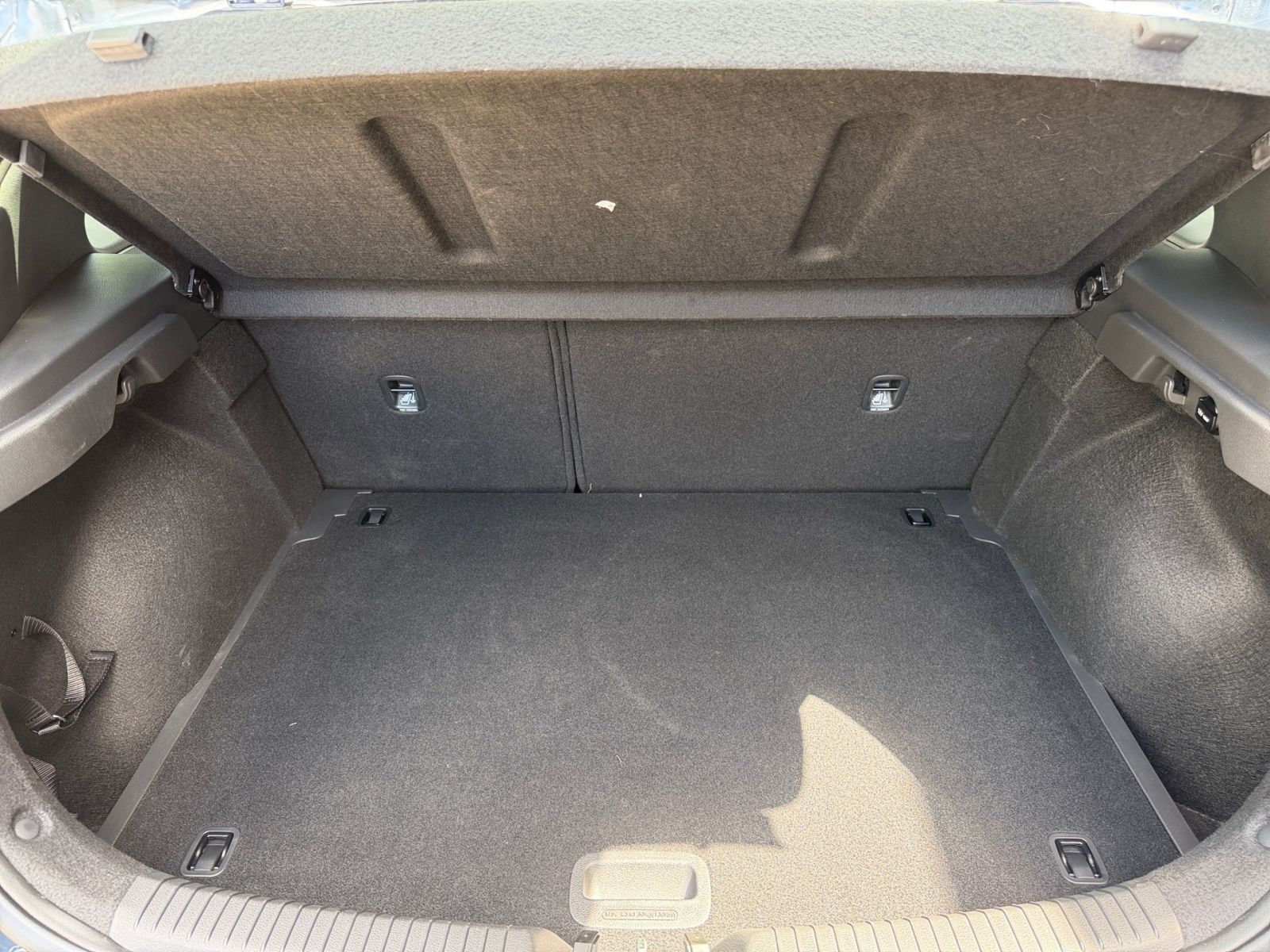 Fahrzeugabbildung Hyundai i30 1.0 T-GDI Edition 30 1Hd Sitzheizung