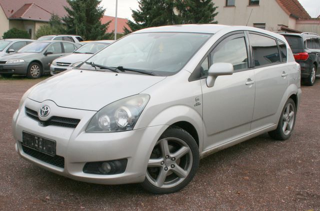 Toyota Corolla Verso 2.2 D-CAT Executive 7 Sitzer