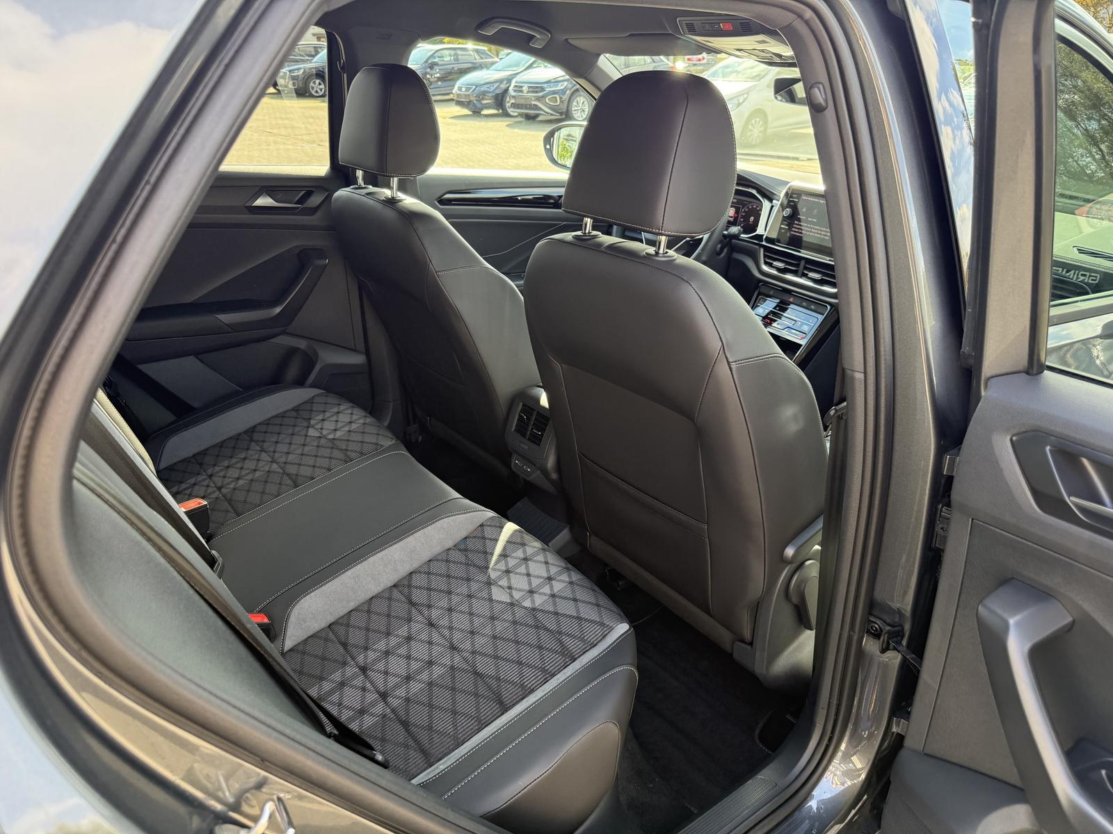 Volkswagen T-Roc R-Line,18-Zoll,IQ-Drive,R.Kam,Kessy,Side., миниатюра 22