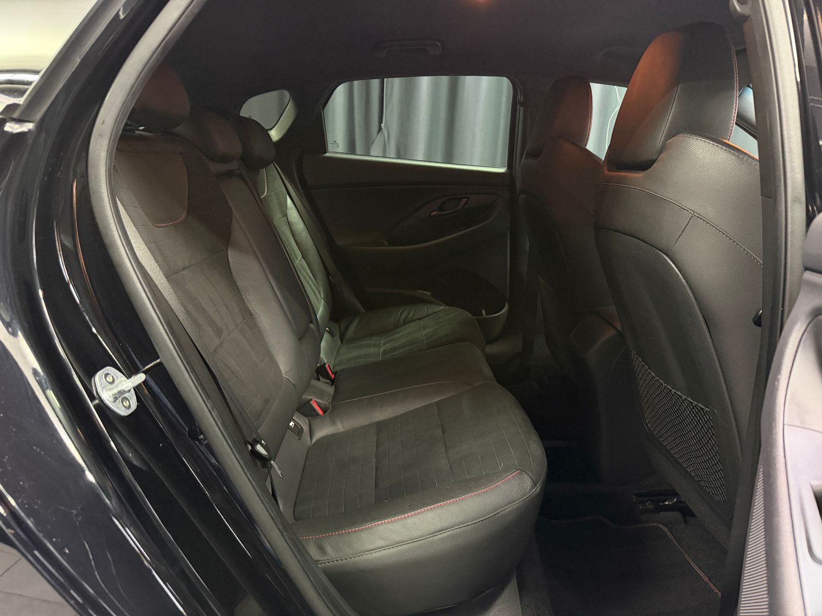 Fahrzeugabbildung Hyundai i30 Fastback N Performance|SCHALTER|PDC|NAVI