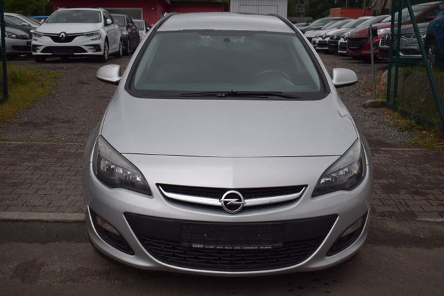 Opel Astra J Sports Tourer Edition