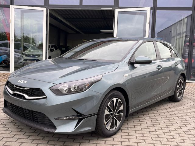 Kia cee'd 1.0 T-GDI Vision MY2025