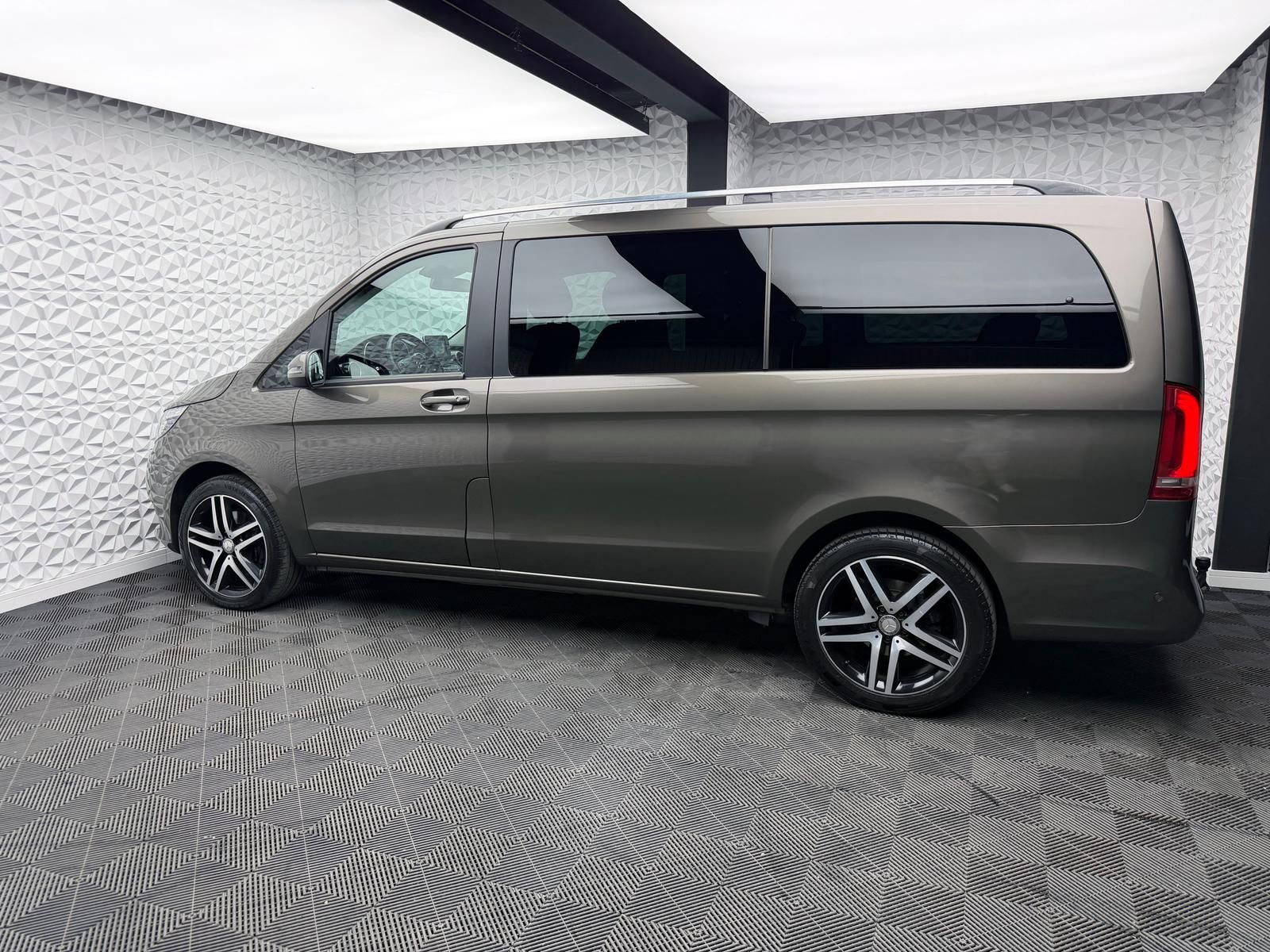 Fahrzeugabbildung Mercedes-Benz V250d 4MATIC*STANDHEIZ*AHK*7SITZE*ILS*3,1t*RCAM