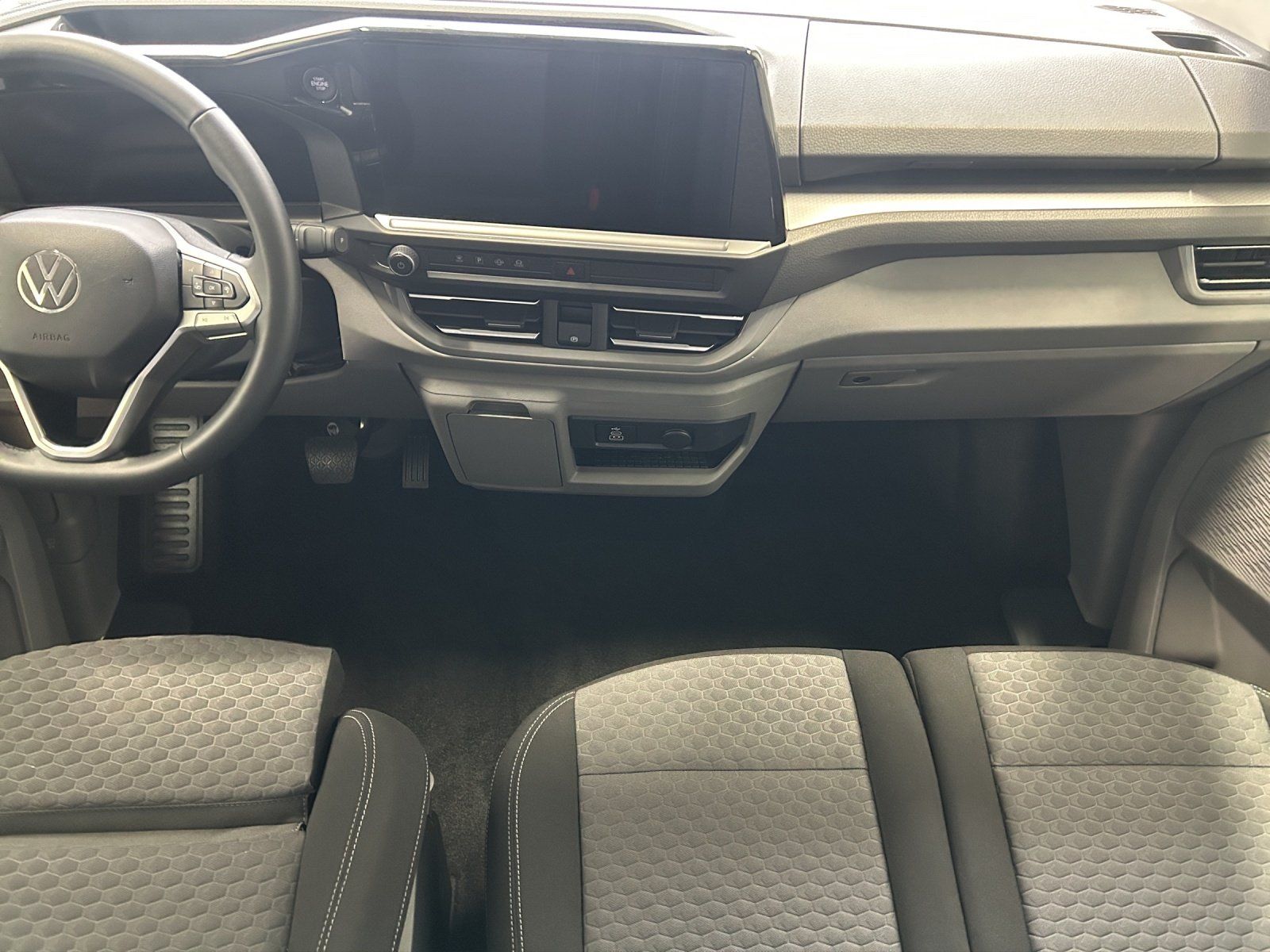 Volkswagen T7 Caravelle - Bild 13