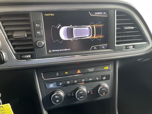 Leon ST Style 2.0 TDI Navi LED Sperrdiff. Apple 