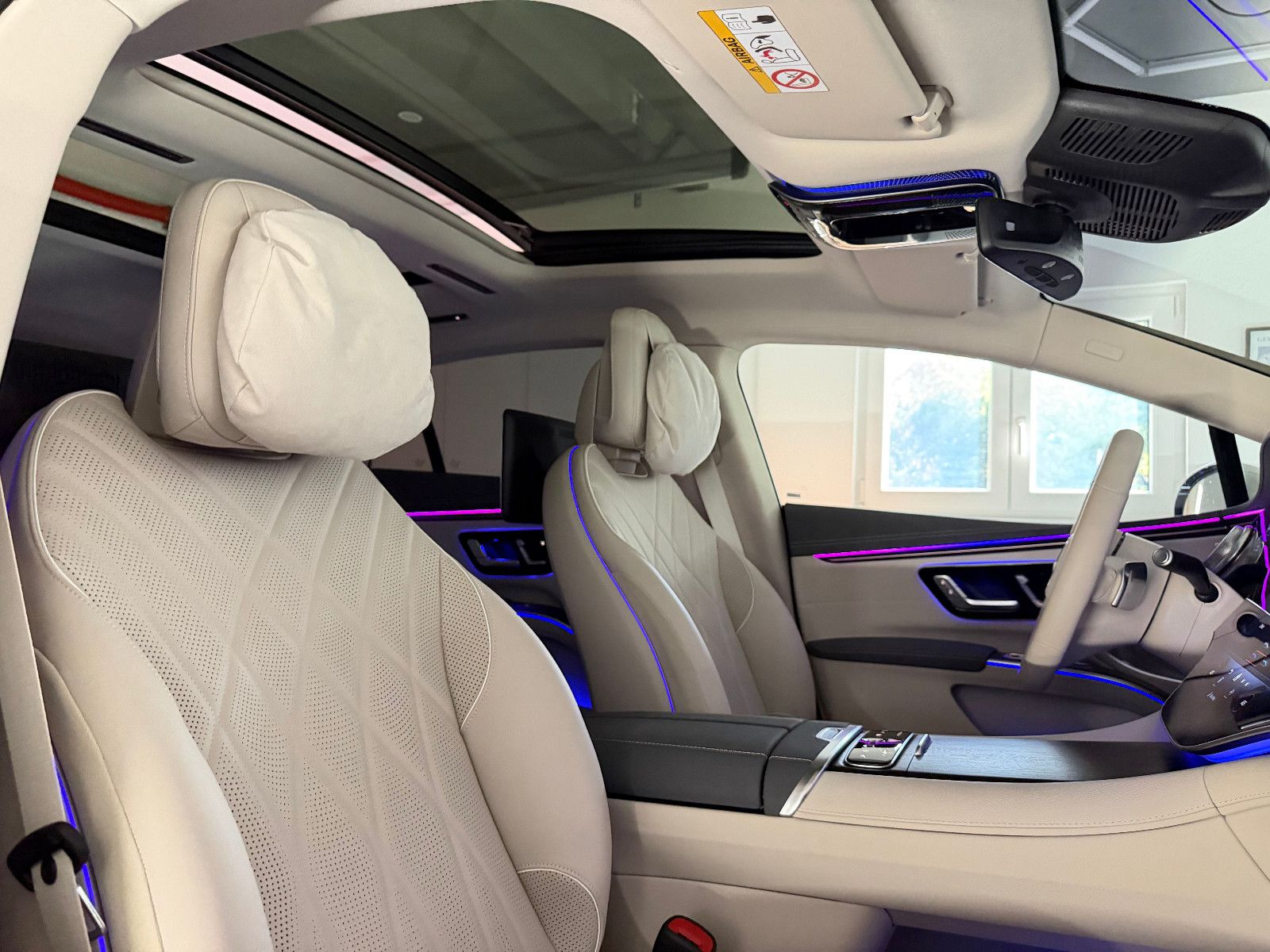 Fahrzeugabbildung Mercedes-Benz EQS EQS 580 4Matic/BURMESTER/HuD/PANO/98,5% SOH