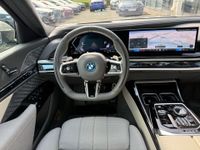 BMW 750 - Vorschau Bild 11