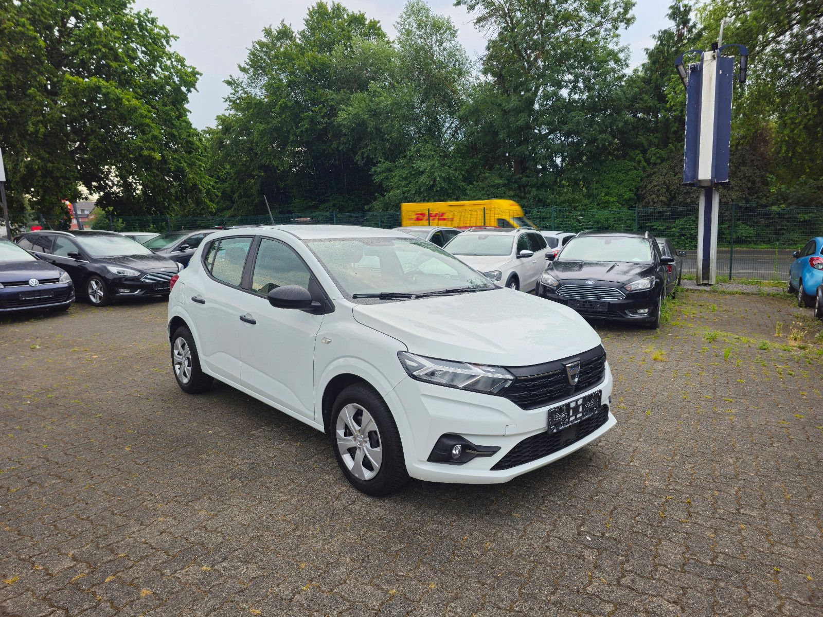 Dacia Sandero - 1