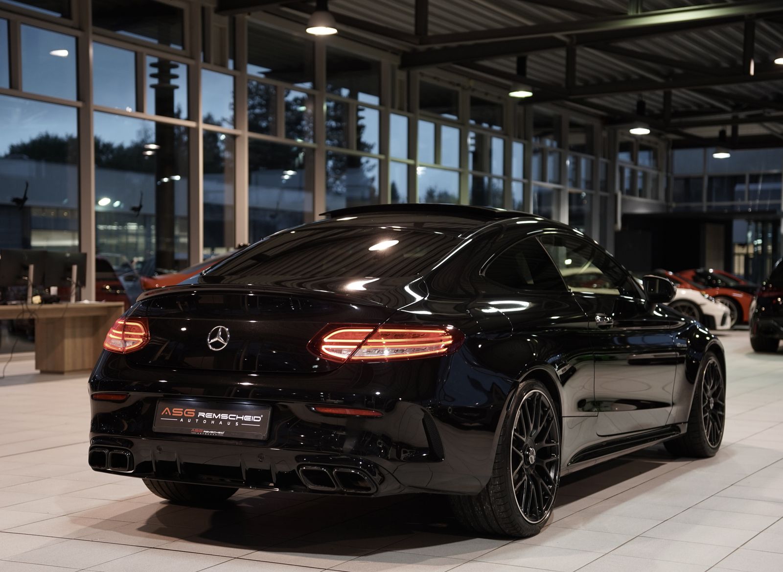 Mercedes Benz C 63 Amg