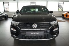 VW T-Roc 1.5 TSI Sport | Navi | App | ACC | AHK VW T-Roc 1.5 TSI Sport | Navi | App | ACC | AHK