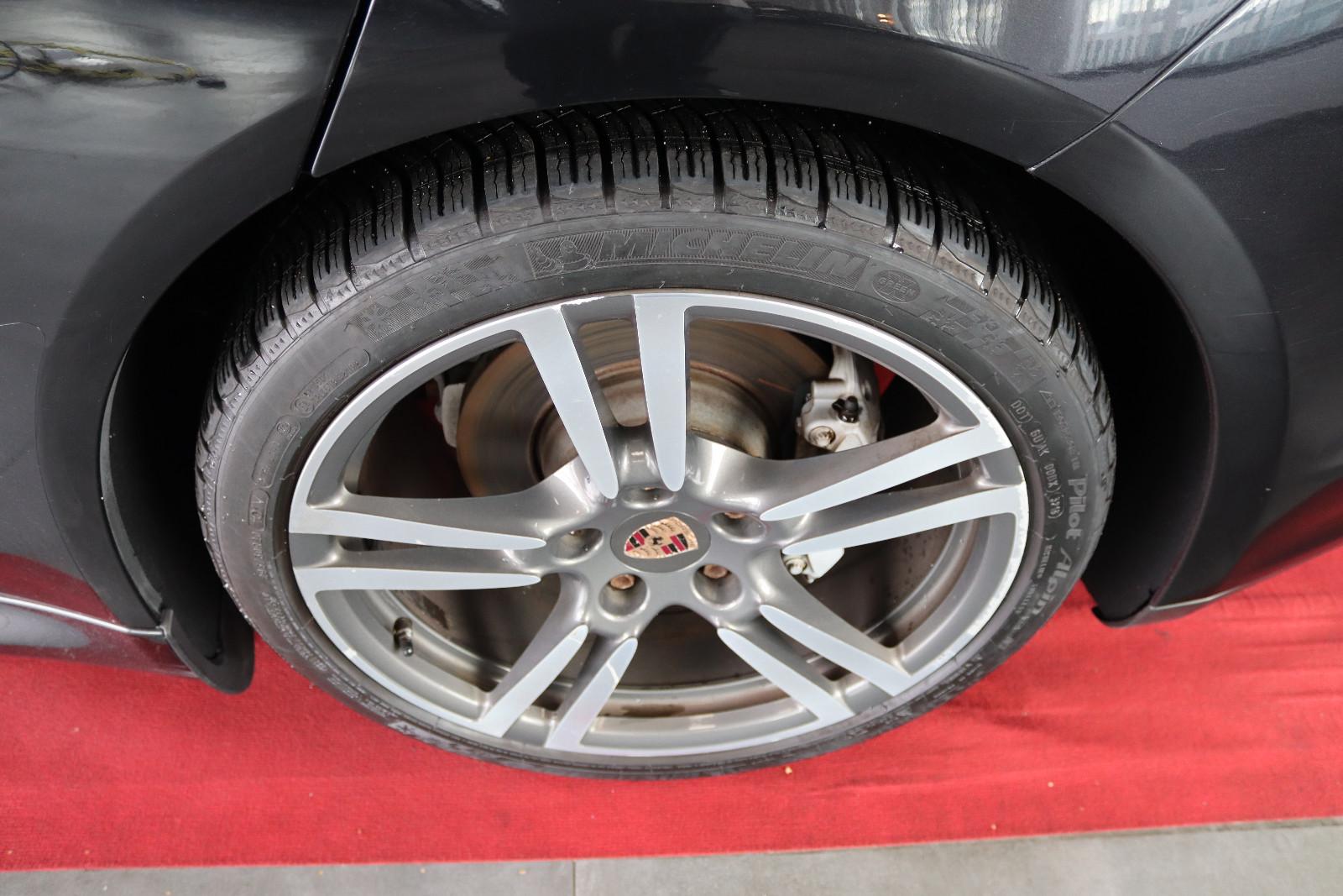 Porsche Panamera S 4.8 V8 | 400 ch | BVA | Toit ouvrant | Cuir | Suspension pneumatique | Caméra | GPS