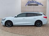 Ford Focus Turnier ST-Line 1,0 125PS Aut.LED/ACC/Navi - Ford Focus Gebrauchtwagen in Magdeburg