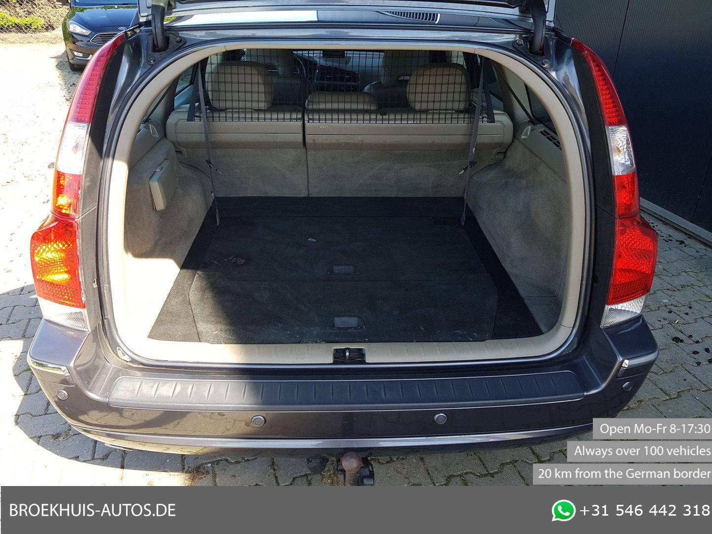 Volvo V70 2006 — photo 17