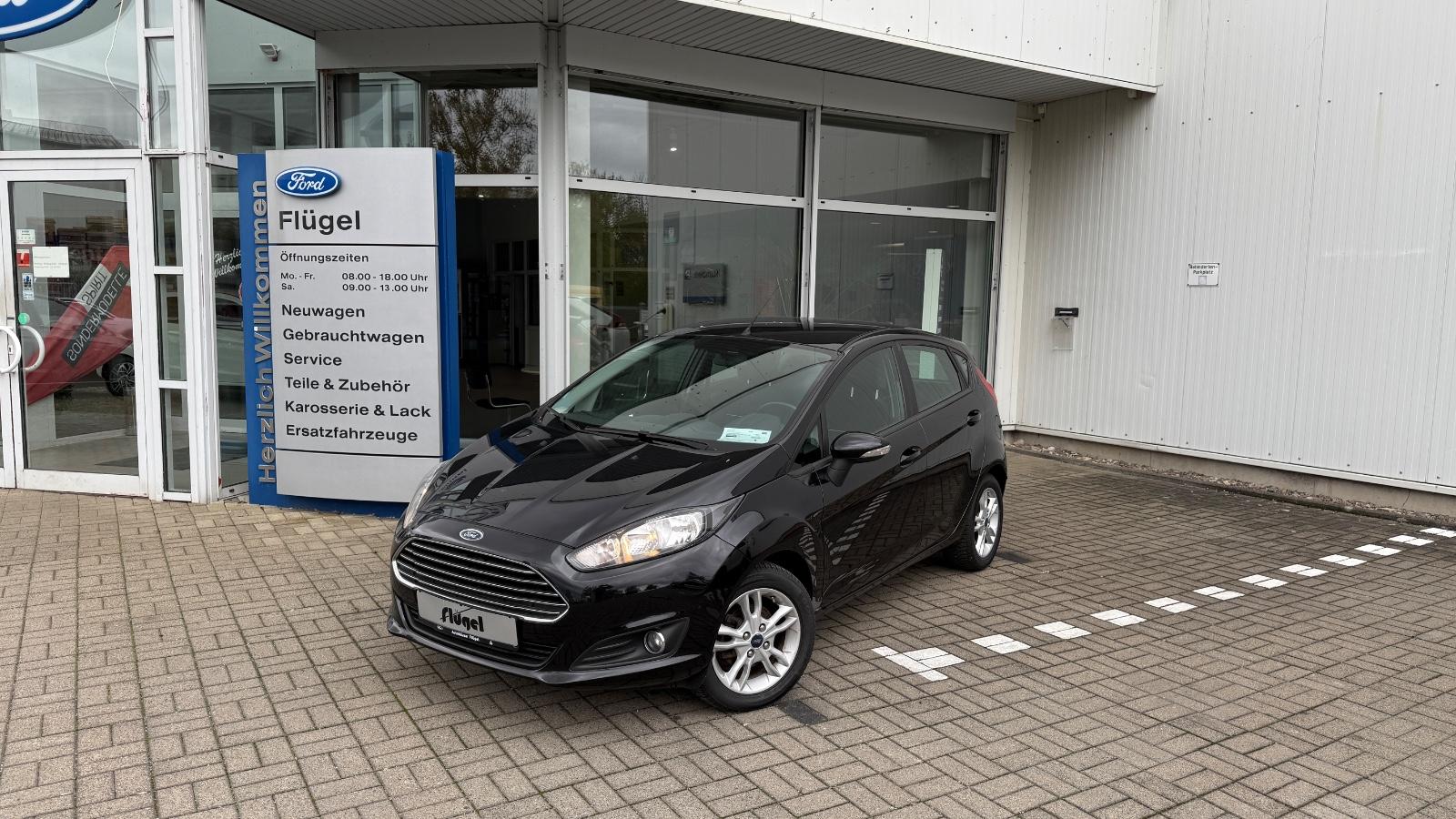 Ford Fiesta Sync Edition 5D