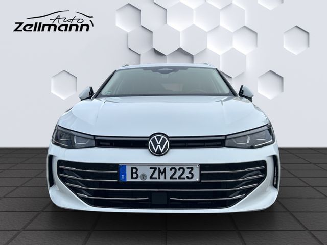 Passat Variant EL 2.0 TDI DSG StHz AhK Navi Lede