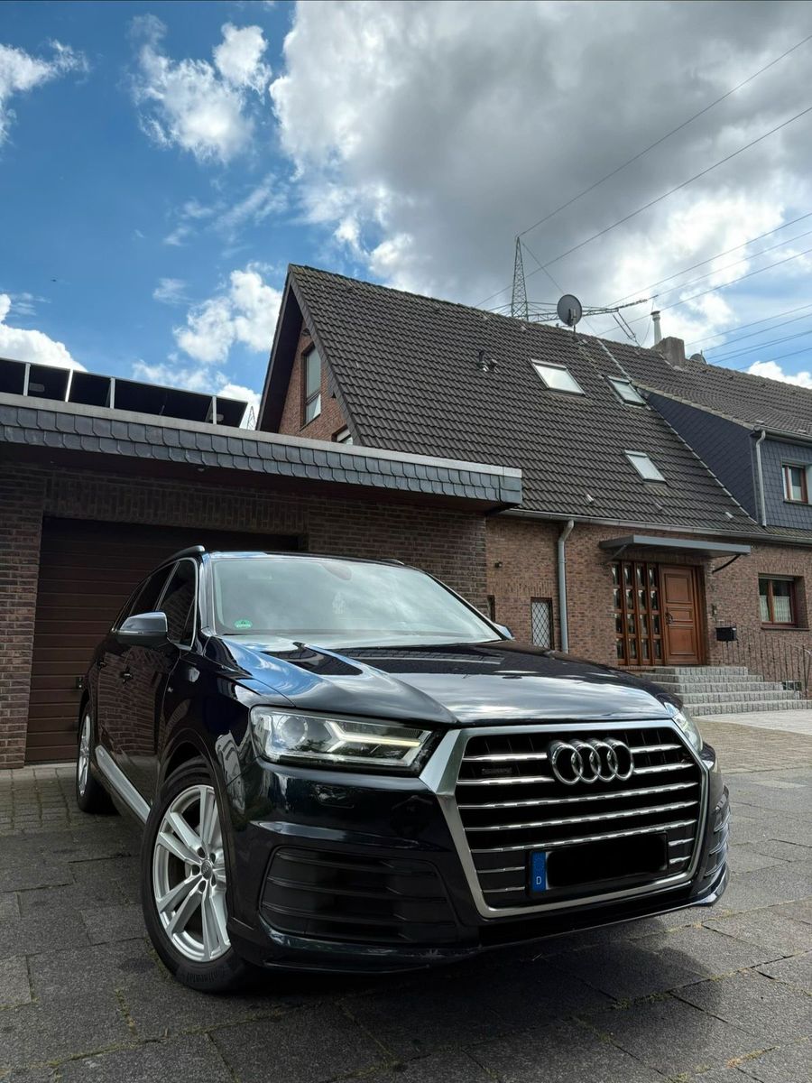 AUDI Audi Q7 3.0Tdi 272Ps SLine