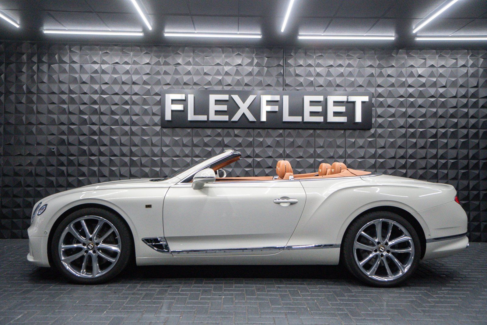 Bentley Continental GTC 100Jahre Edition Mulliner foto 13
