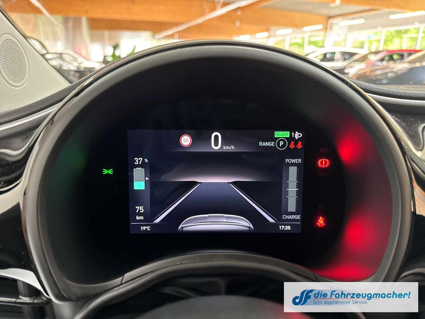 Fahrzeugabbildung Fiat 500 e 3+1 Icon Navi Digitales Cockpit Memory Sit