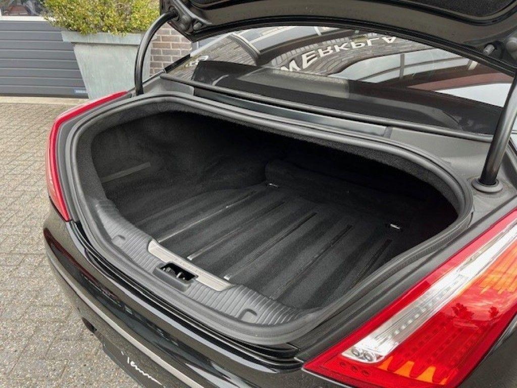 Jaguar XJ 3.0 V6 Diesel 275 ch – Design Edition Sport – Pano – 20" – Cuir – Caméra
