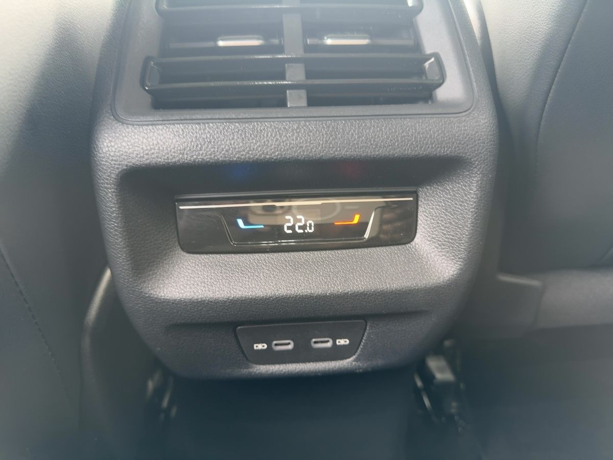 Volkswagen Tiguan - Bild 25