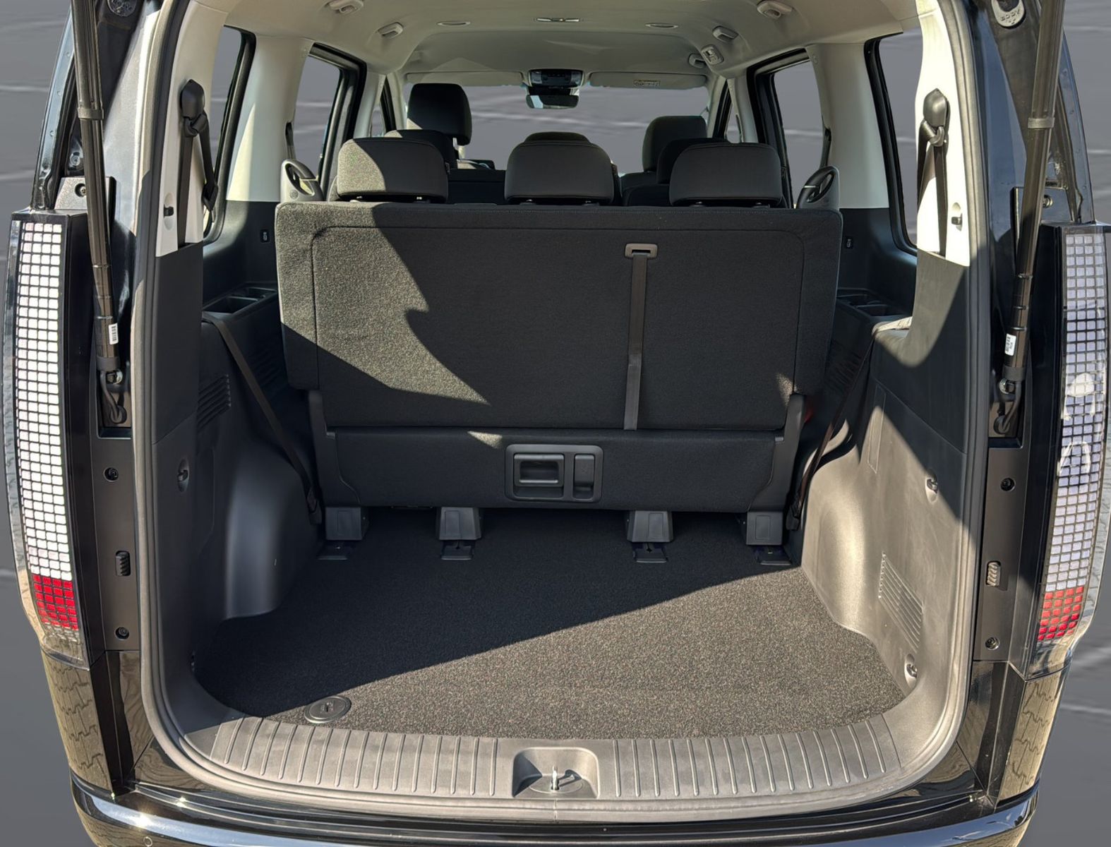 Hyundai STARIA - Bild 17