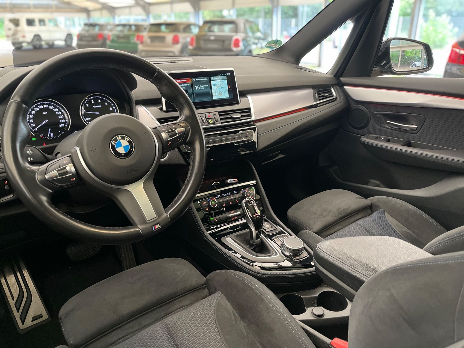 BMW 220 Gran Tourer – Bild 3