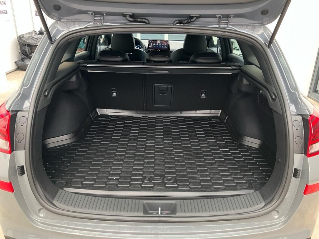 Fahrzeugabbildung Hyundai i30 Kombi 1.5 T-GDI 7-DCT N-Line Pano 2xKlima