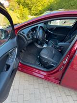 Volvo V40 D2 LINJE YOU! LINJE YOU! - rote Volvo V40