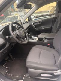 Toyota RAV 4 - 8