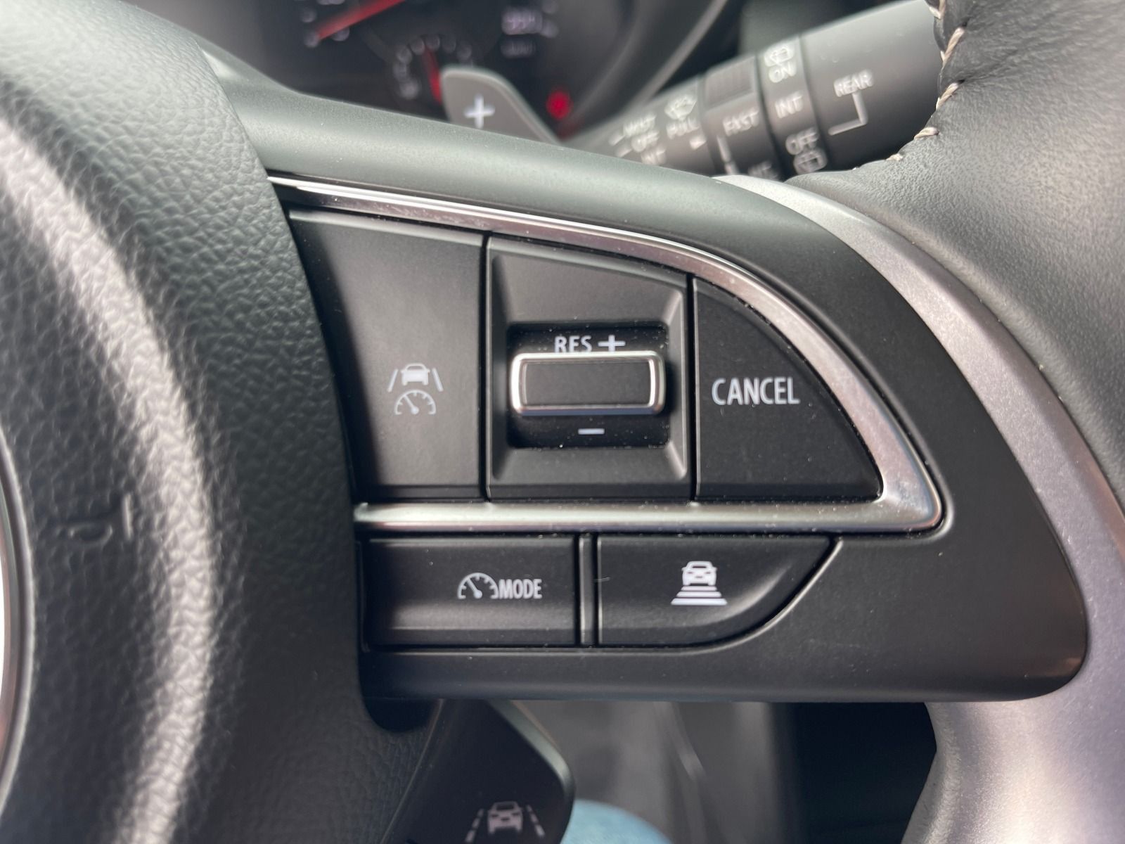 Fahrzeugabbildung Suzuki Swift 1.2 Hybrid Comfort+ Automatik