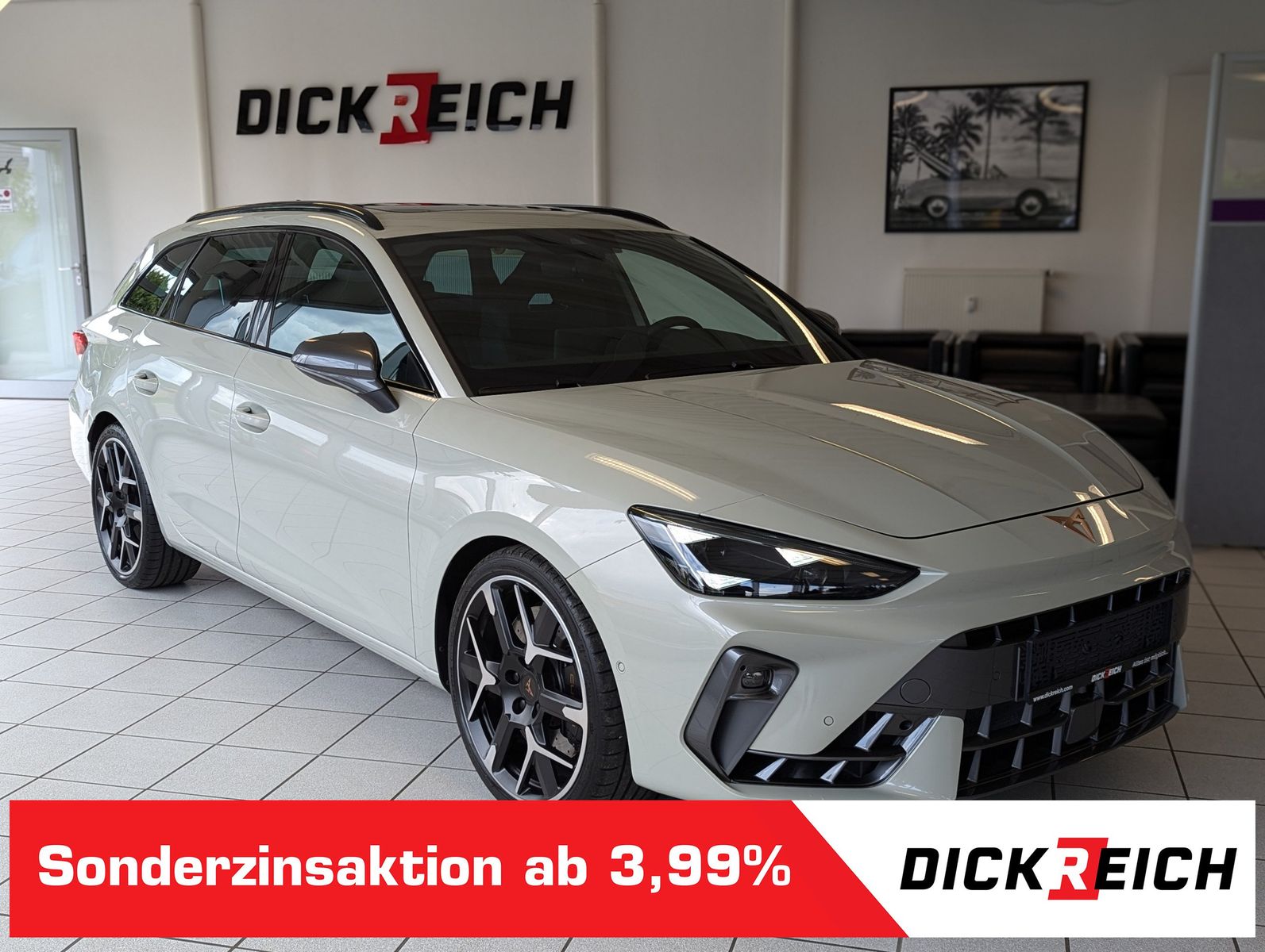 Fahrzeugabbildung CUPRA Leon 2.0 TSI 4D VZ Matrix Pano Sennheiser AHK 19