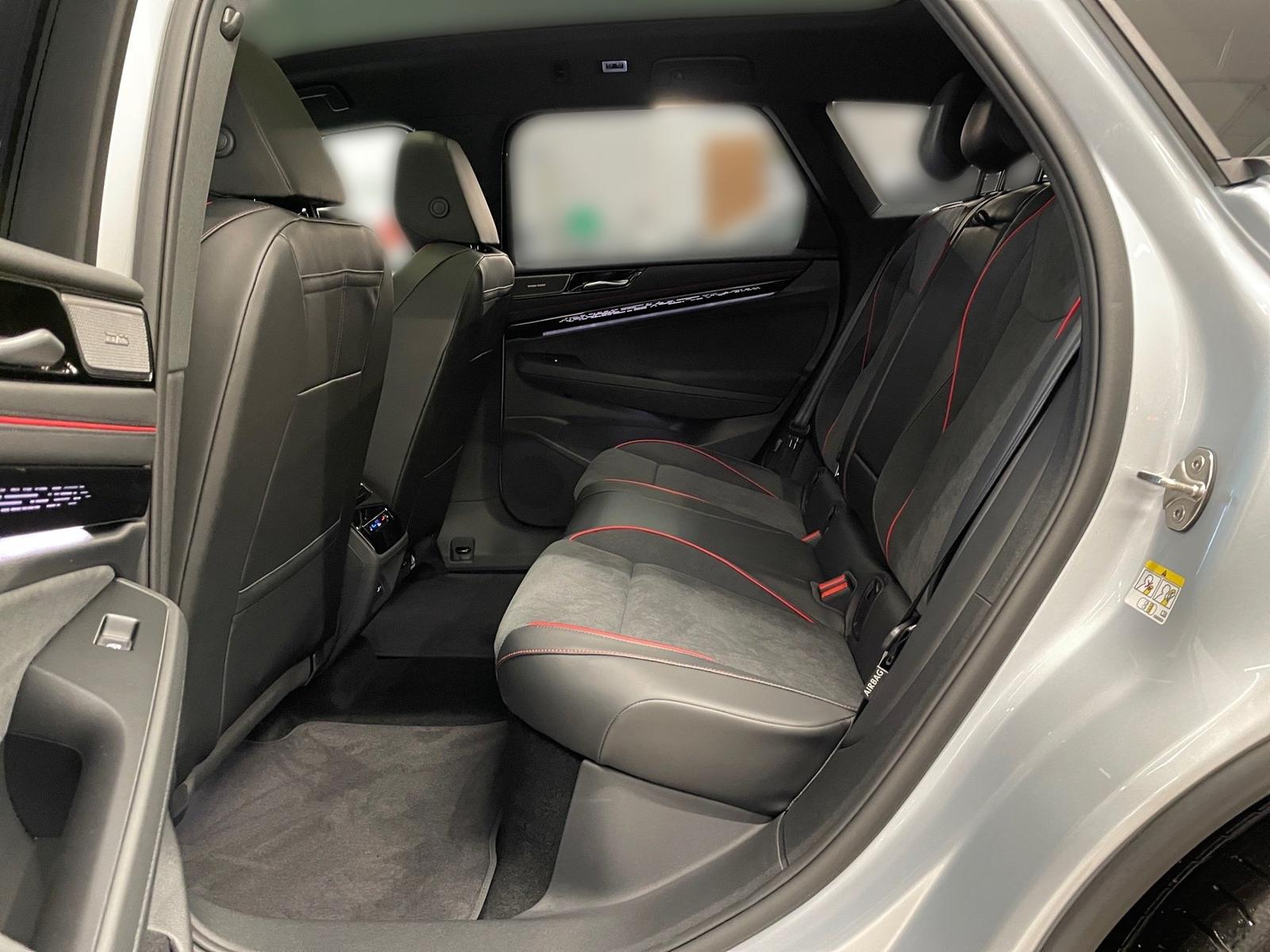 Volkswagen ID.7 Tourer 4M GTX *HEAD-UP*AHK*PANO*HARMAN*MATR