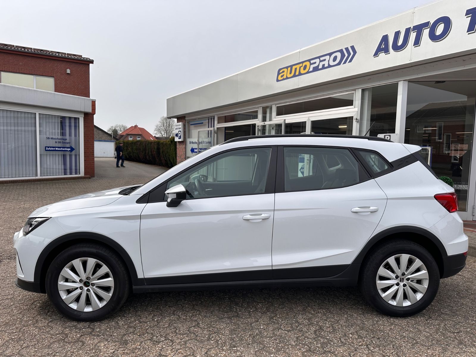 Fahrzeugabbildung SEAT Arona Style 1.0 TSI DSG LED/APP/PDC/GRA