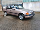 Mercedes-Benz Mercedes C-Klasse 31 Jahre alt TÜV bis 05/... - Mercedes-Benz Alt