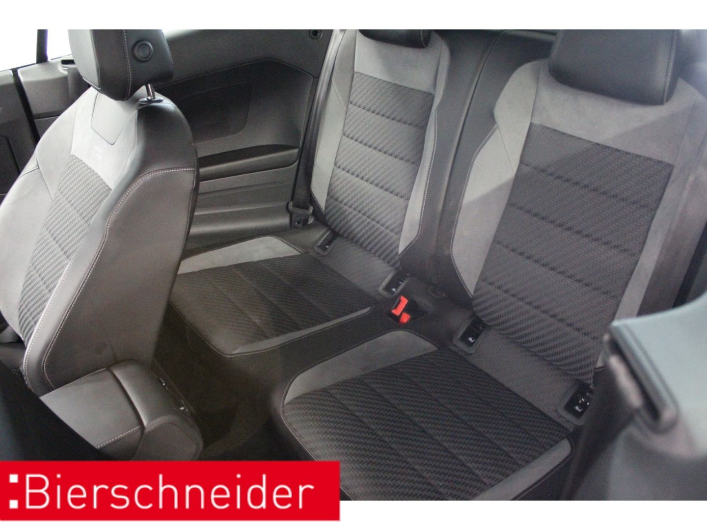 Volkswagen T-Roc - Bild 12