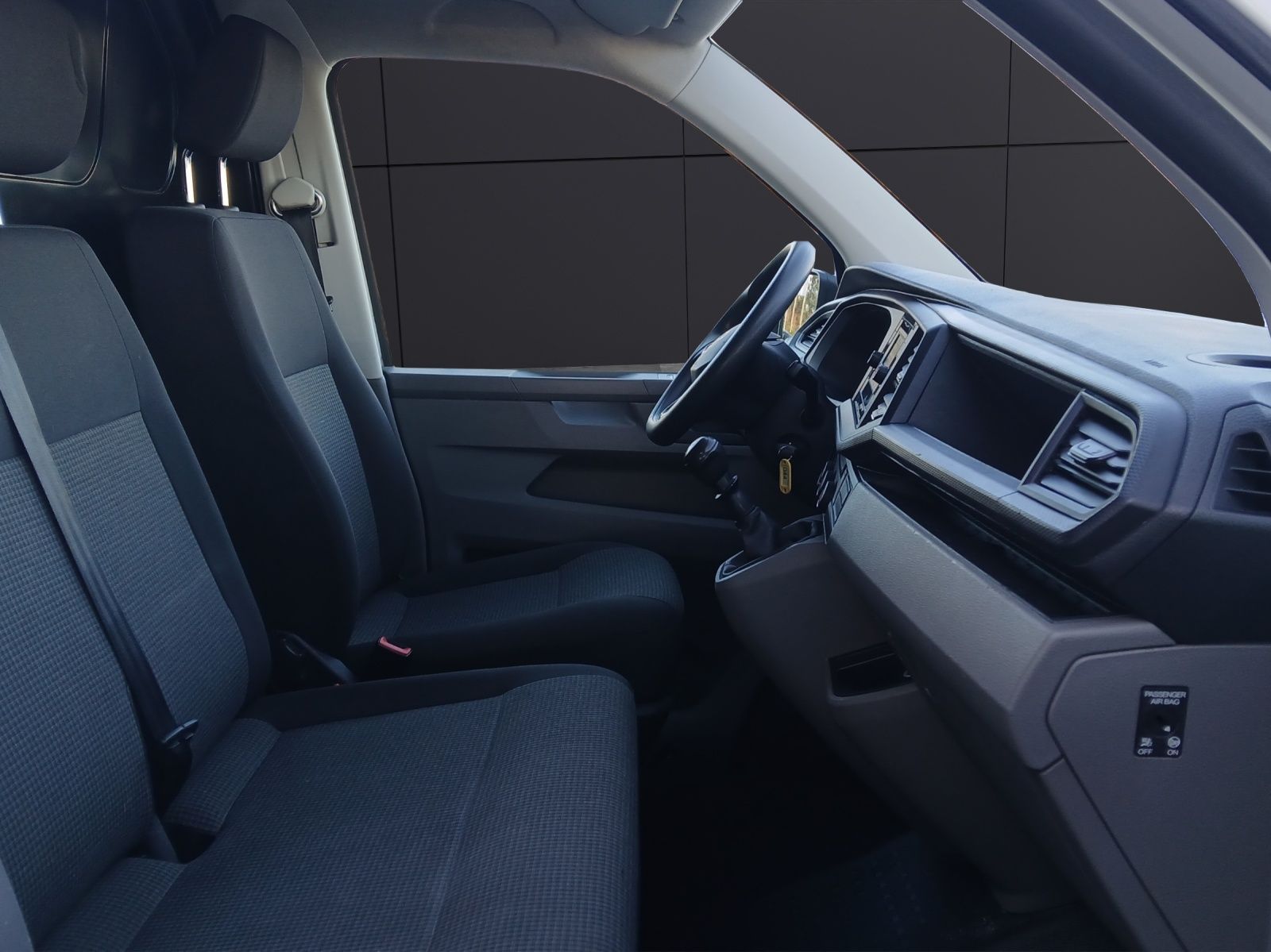 Fahrzeugabbildung Volkswagen T6 Transporter T6.1 TDI Kasten EcoProfi AHK DAB