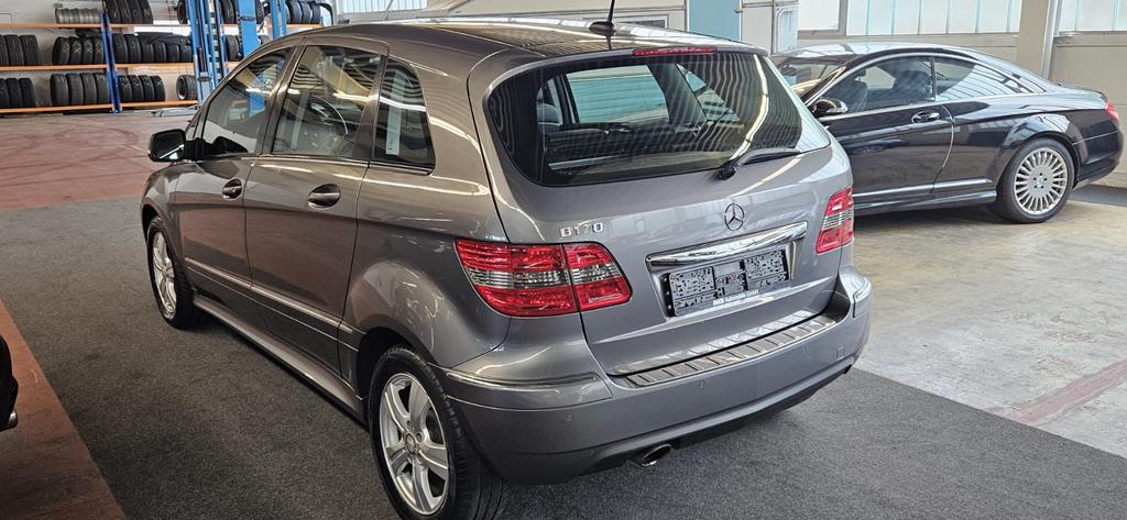 Mercedes-Benz B 170