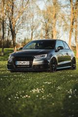 Audi S1 2.0 TFSI quattro - - graue Audi S1