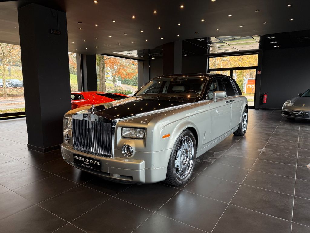 Rolls-Royce Phantom