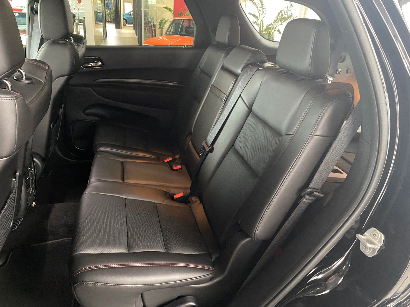 Fahrzeugabbildung Dodge Durango 5,7 HEMI R/T Premium LPG Black 7-Sitzer