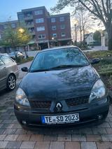 Renault Clio 1.5 Diesel 340000km Erstzulas... - Renault Clio aus 2003 mit Diesel-Antrieb