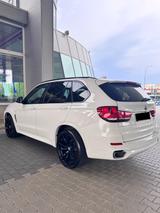 BMW X5 xDrive 30 d - BMW X5 in Bochum